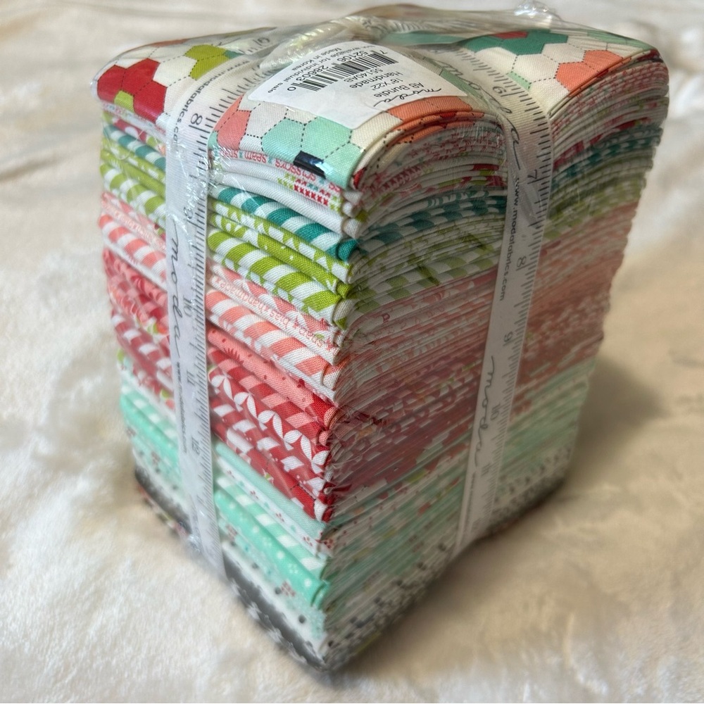Handmade Fat Quarter Bundle FQB by Bonnie and Camille for Moda